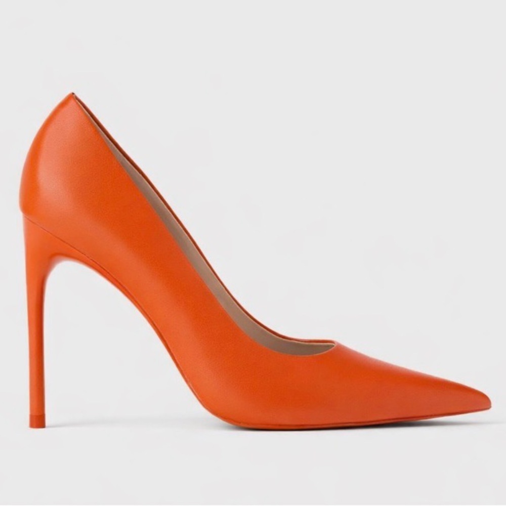 🔥 ZARA Elegant Pointed-Toe Stiletto Heels – Women’s Size 39 (8) 🔥🧡✨